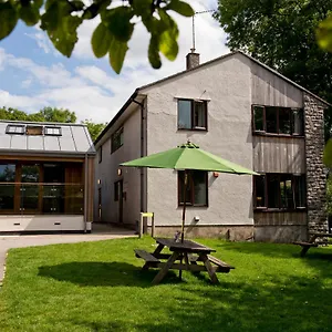 Yha Hostel